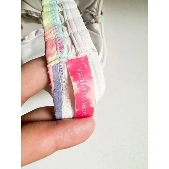 Victorias Secret Striped Seersucker 2 Piece Bikini Set  L/34D - Picture 4 of 9